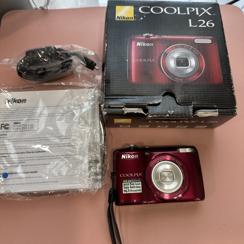 Nikon COOLPIX L26 Red Compact Digital Camera 5x Zoom w/ Manual Tested Working